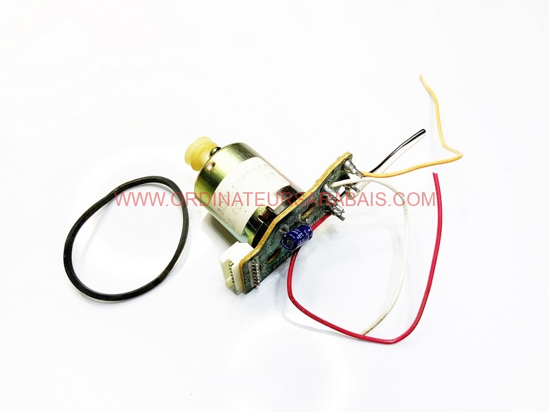 Matsushita MXN-12AD08A 8V-12V VINTAGE DC Motor WBelt Moteur vintage avec courroie Matsushita MXN-12AD08A 8V-12V VINTAGE DC Motor W/Belt | Moteur vintage avec courroie