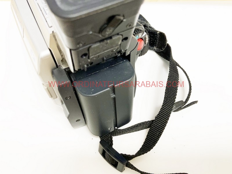 GR-DVL51OU - Vintage Digital Video Camera Mini DV GR-DVL51OU - Vintage Digital Video Camera Mini DV