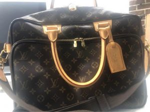 Sac authentique de la marque Louis Vuitton