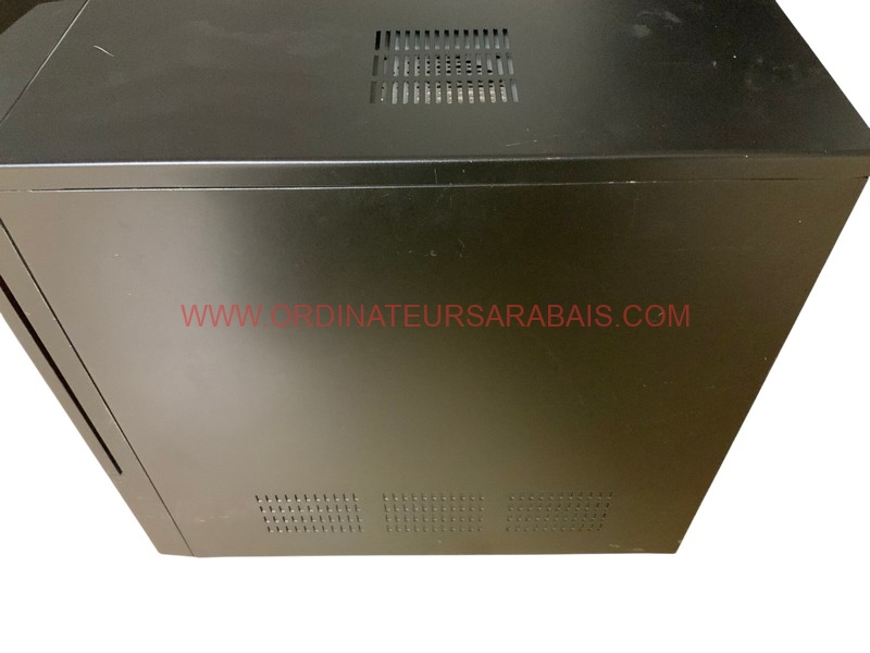 Boîtier d'ordinateur Raidmax Scorpio - Noir et Rouge Boîtier d'ordinateur Raidmax Scorpio - Noir et Rouge